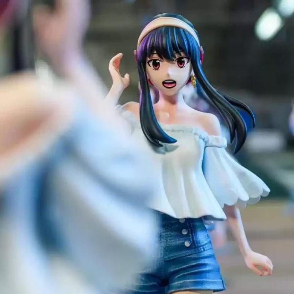 Spy-Family-Beach-Yor-GK-Statue-Anime-Figure-Collectible-Trendy-Summer-Themed-Decor-&-Perfect-Unisex-Gift