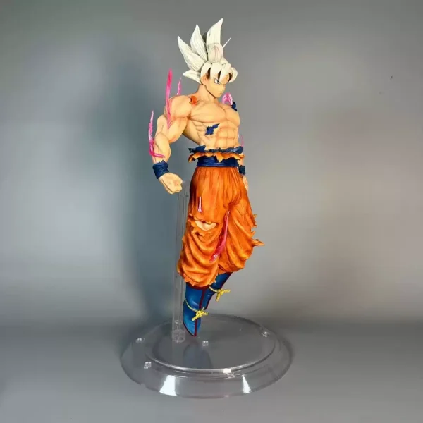 Dragon-Ball-Ultra-Instinct-Goku-Statue-Battle-Damaged-White-God-Form-with-Triple-Head-Sculpts-(SSJ-Blue/God-of-Destruction/UI-Sign)