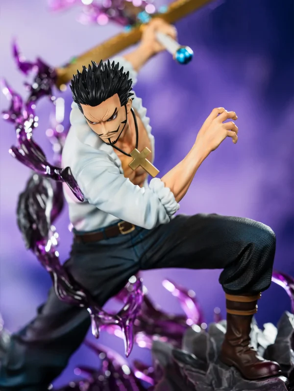 One Piece Shichibukai Dracule Mihawk 'Hawk Eyes' GK Statue - Image 5