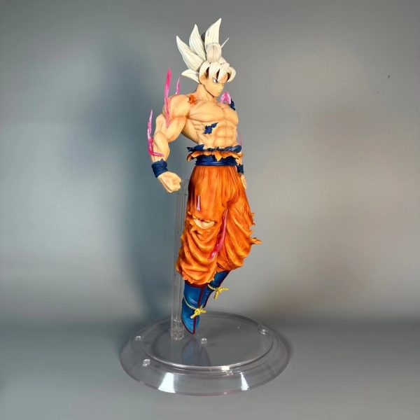 Dragon-Ball-Ultra-Instinct-Goku-Statue-Battle-Damaged-White-God-Form-with-Triple-Head-Sculpts-(SSJ-Blue/God-of-Destruction/UI-Sign)